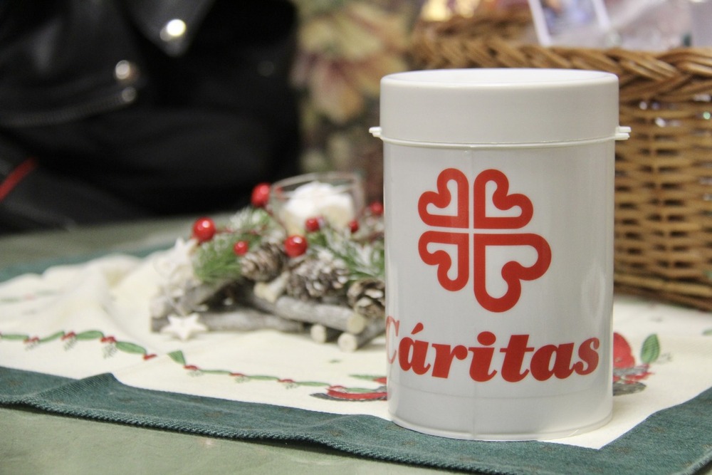 Merienda solidaria a favor de Cáritas en Alcázar