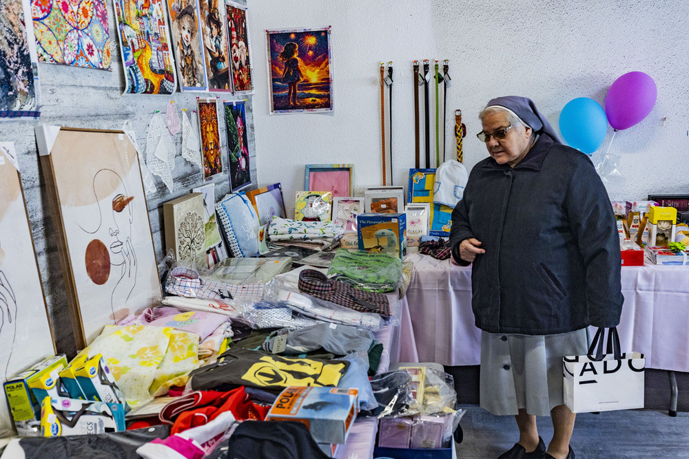 Un mercado para ayudar a Amuma en el arranque del año