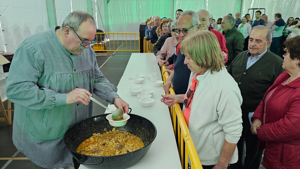 ‘Acicate’ gana el IV concurso gastronómico dedicado al potaje