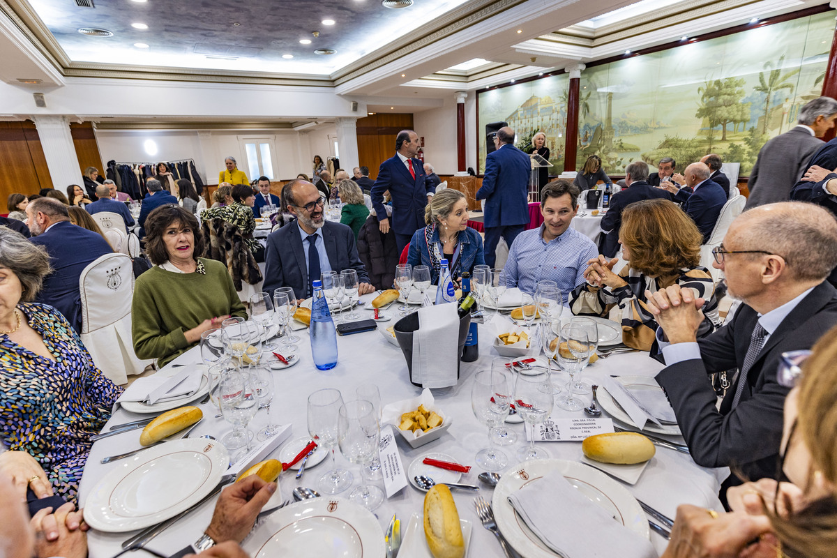 comida de despedida por jubilación del Fiscal Jefe de Ciudad Real Luis Huete  / RUEDA VILLAVERDE