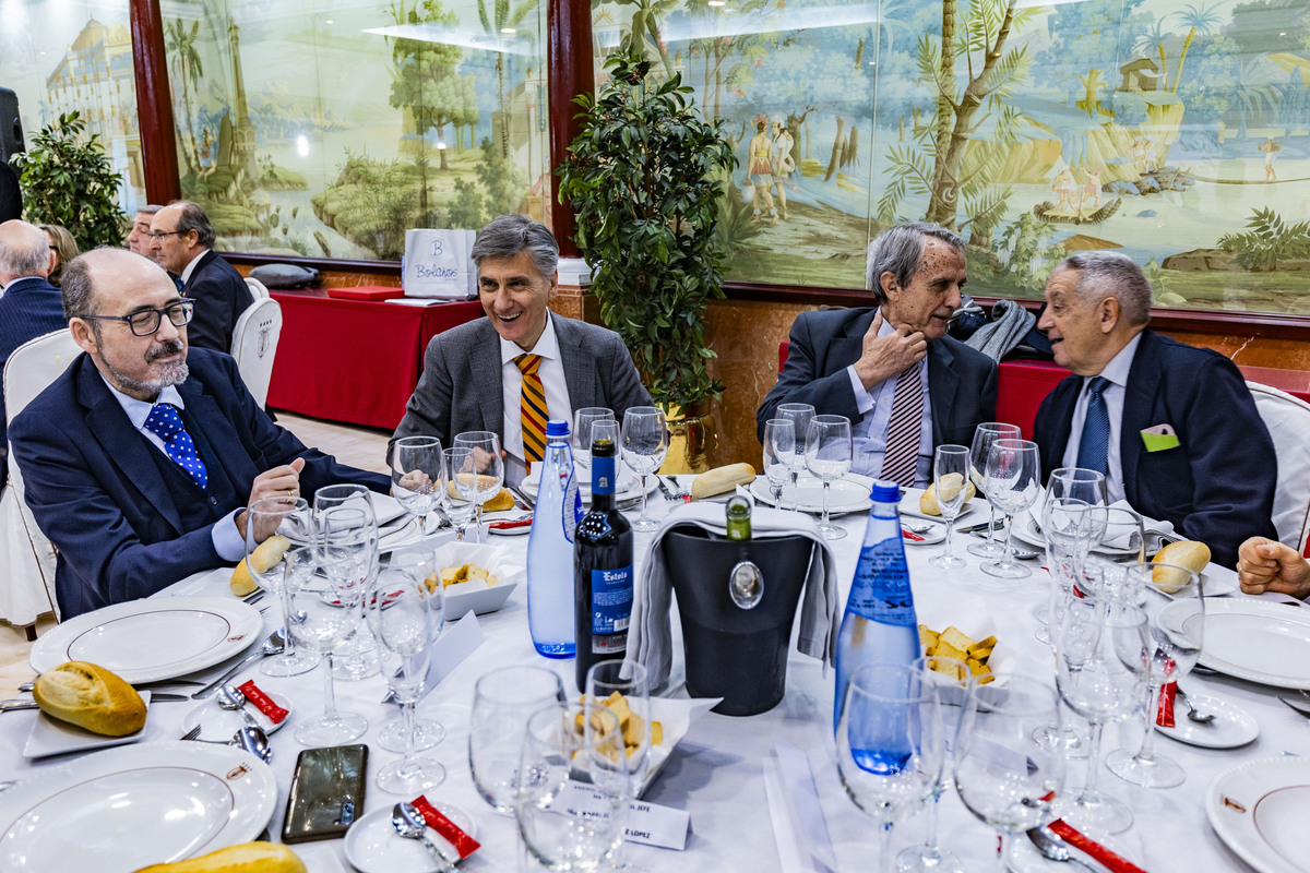 comida de despedida por jubilación del Fiscal Jefe de Ciudad Real Luis Huete  / RUEDA VILLAVERDE