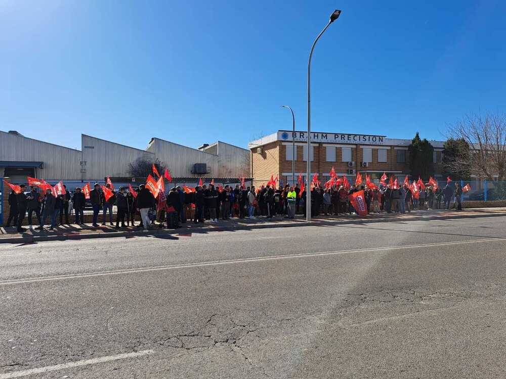 Concentración para exigir readmisión de responsable sindical