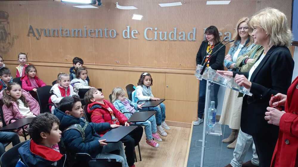 La clase se traslada al Pleno del Ayuntamiento