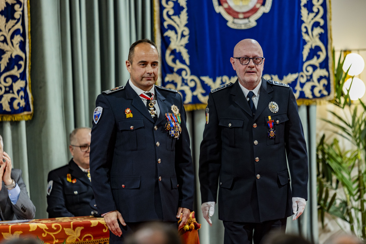 FESTIVIDAD DE LA POLICÍA LOCAL DE CIUDAD REAL, ENTREGA DE MEDALLAS Y DIPLOMAS, PATRÓN DE LA POLICÍA LOCAL DE CIUDAD REAL  / RUEDA VILLAVERDE