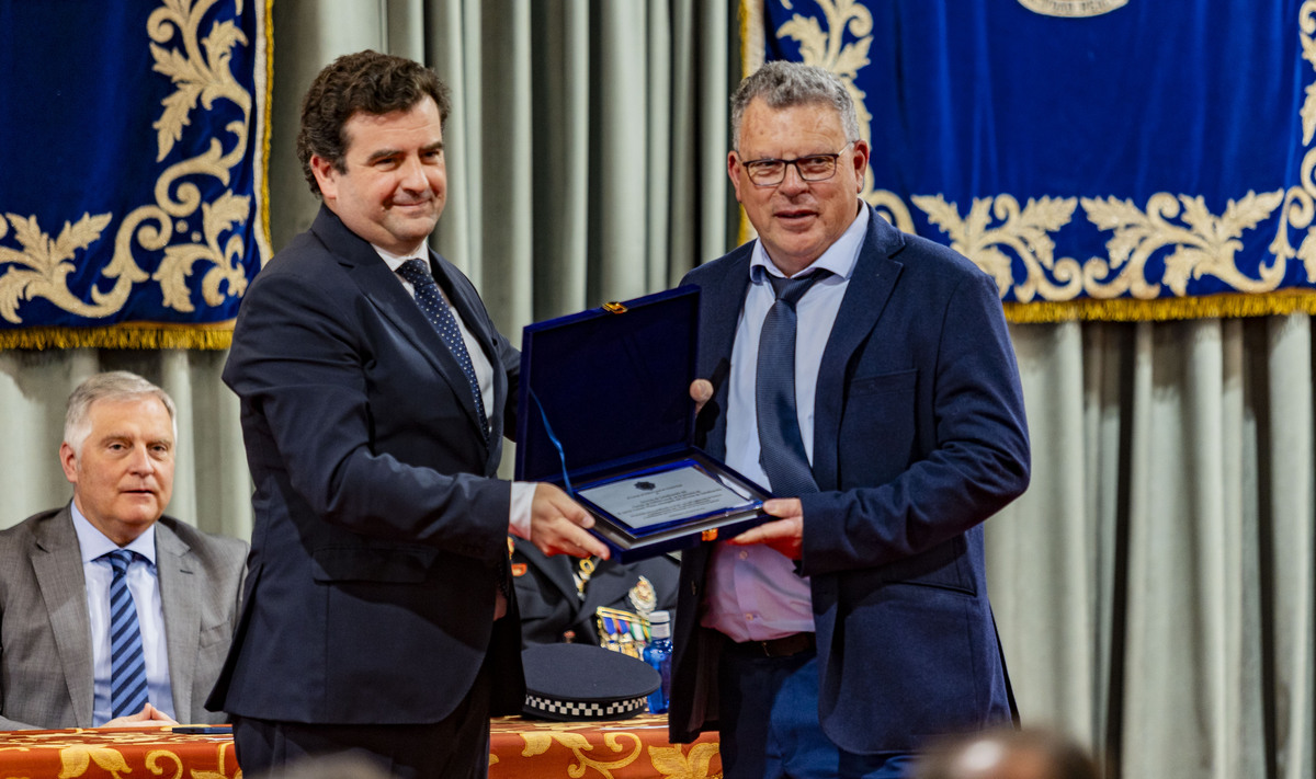 FESTIVIDAD DE LA POLICÍA LOCAL DE CIUDAD REAL, ENTREGA DE MEDALLAS Y DIPLOMAS, PATRÓN DE LA POLICÍA LOCAL DE CIUDAD REAL  / RUEDA VILLAVERDE