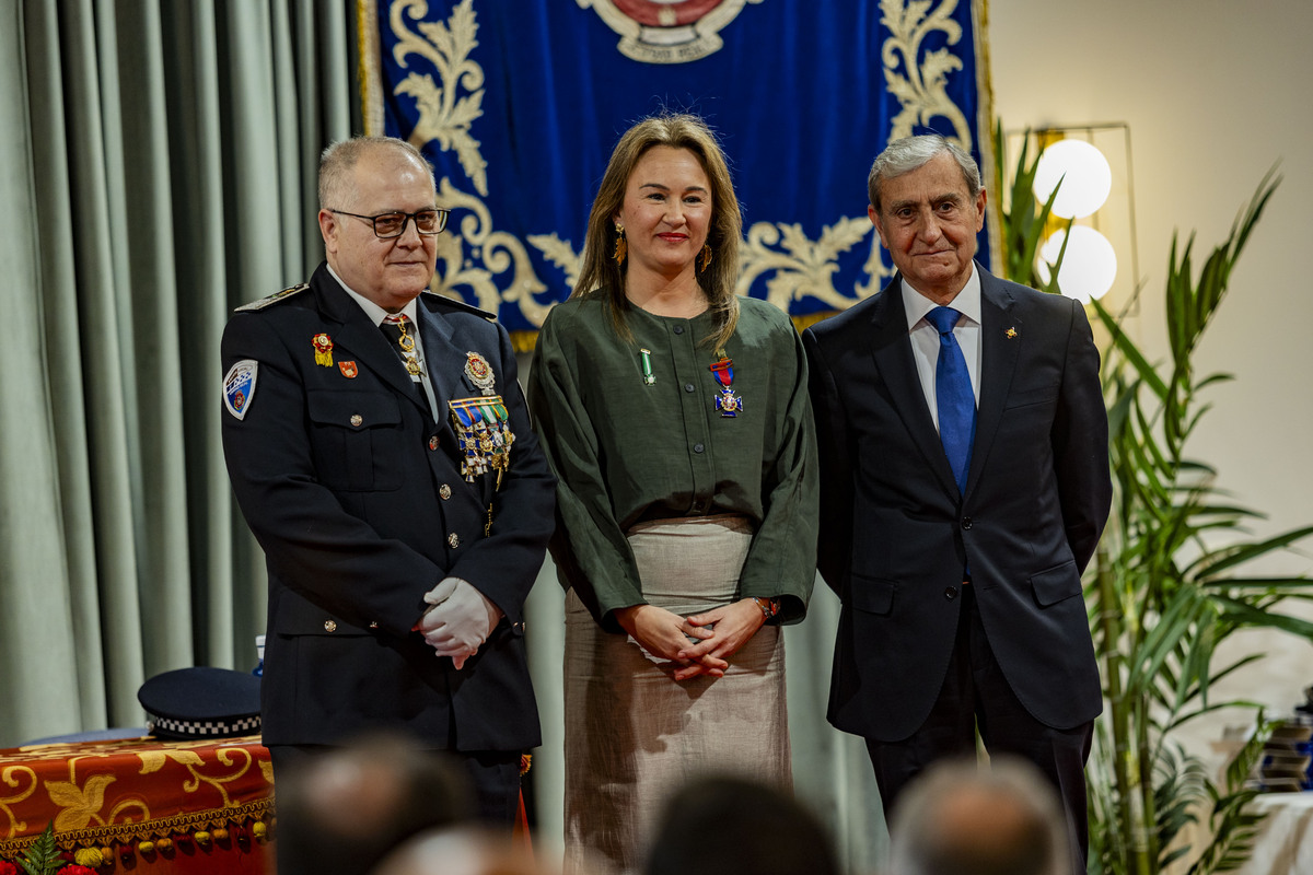 FESTIVIDAD DE LA POLICÍA LOCAL DE CIUDAD REAL, ENTREGA DE MEDALLAS Y DIPLOMAS, PATRÓN DE LA POLICÍA LOCAL DE CIUDAD REAL  / RUEDA VILLAVERDE