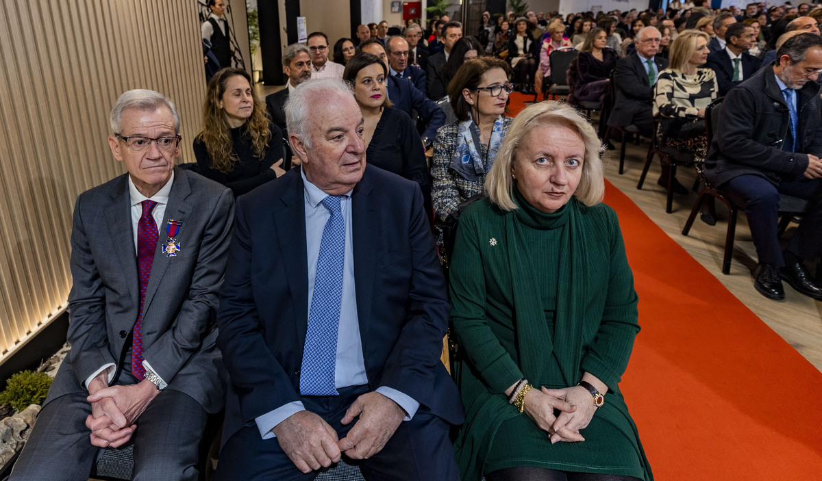 FESTIVIDAD DE LA POLICÍA LOCAL DE CIUDAD REAL, ENTREGA DE MEDALLAS Y DIPLOMAS, PATRÓN DE LA POLICÍA LOCAL DE CIUDAD REAL  / RUEDA VILLAVERDE