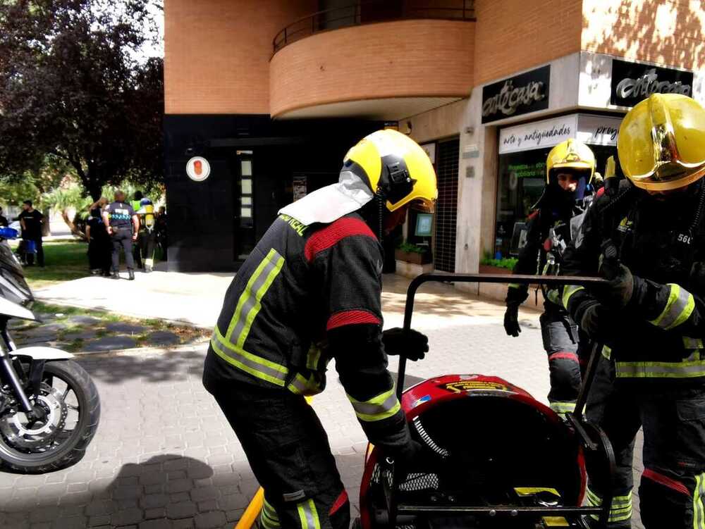 Dos heridos por el incendio en una cocina de un bar