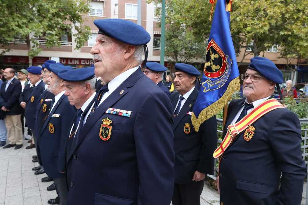 La Guardia Civil se une a los emblemas de los ejércitos