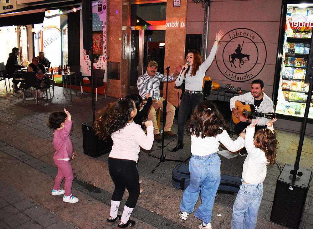 Puertollano celebra la Noche del Comercio