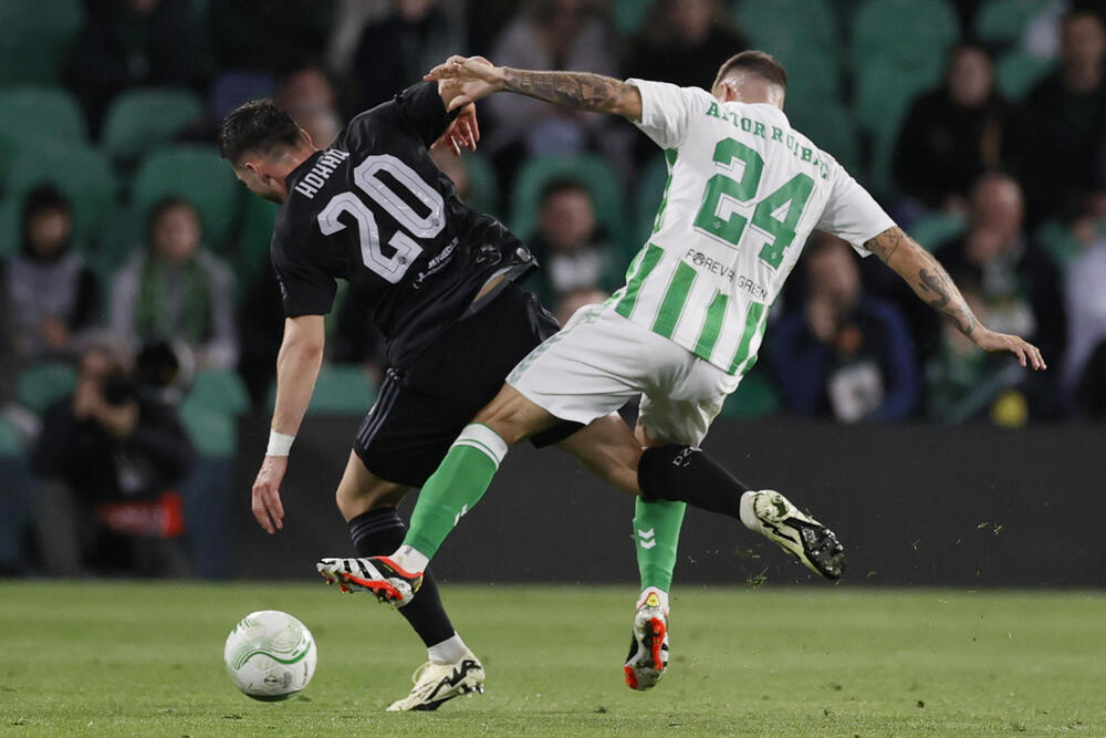 El Betis se complica el pase en la Conference