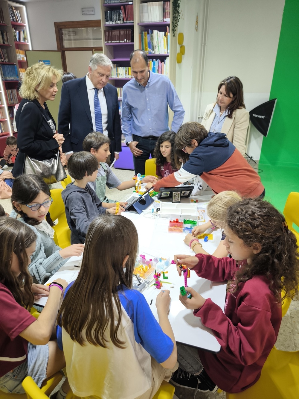 Pasado, presente y futuro en 170 años de historia del colegio 