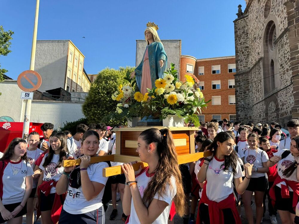 Peregrinación Mariana del colegio María Inmaculada