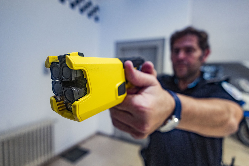 La Policía Local cumple un año con la taser