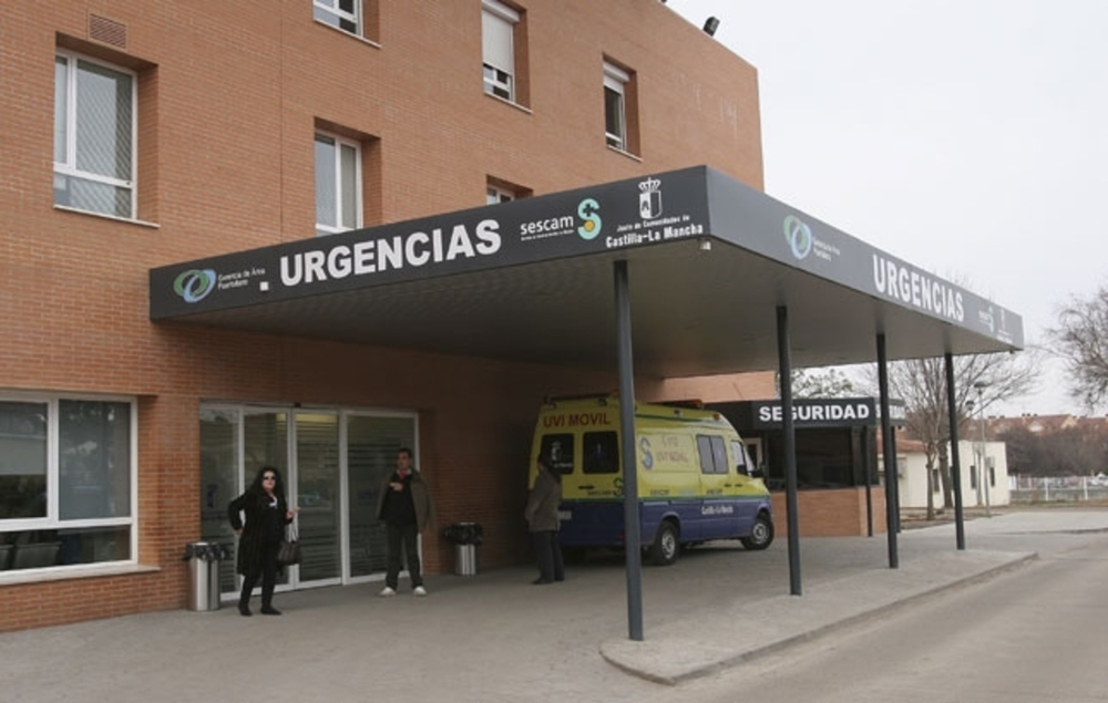 Tre personas trasladadas al hospital por un incendio