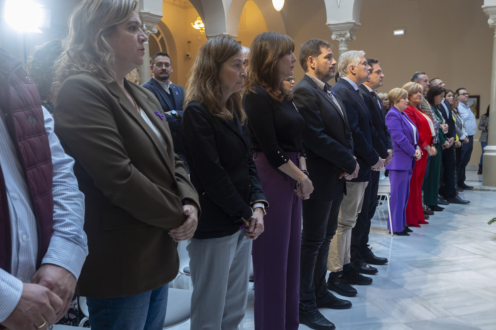 Piden cultura y educación ante la violencia contra la mujer