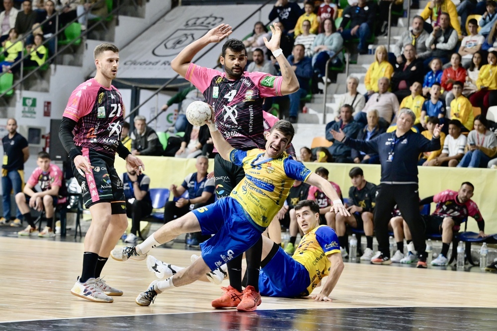 El Balonmano Caserío hace soñar a Ciudad Real