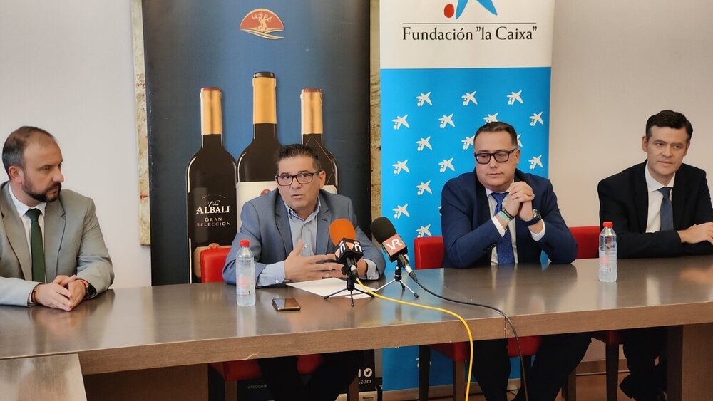 El Viña Albali Valdepeñas se alía con la Fundación 'la Caixa'