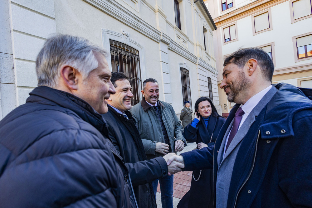 Broceño promete su cargo con compromiso social y de igualdad