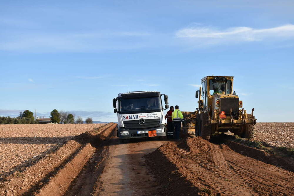 Arreglos de caminos de tierra en Daimiel