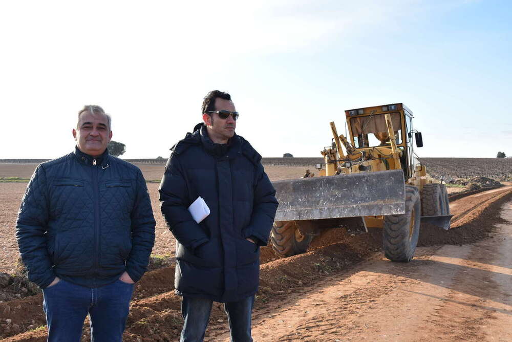 Arreglos de caminos de tierra en Daimiel