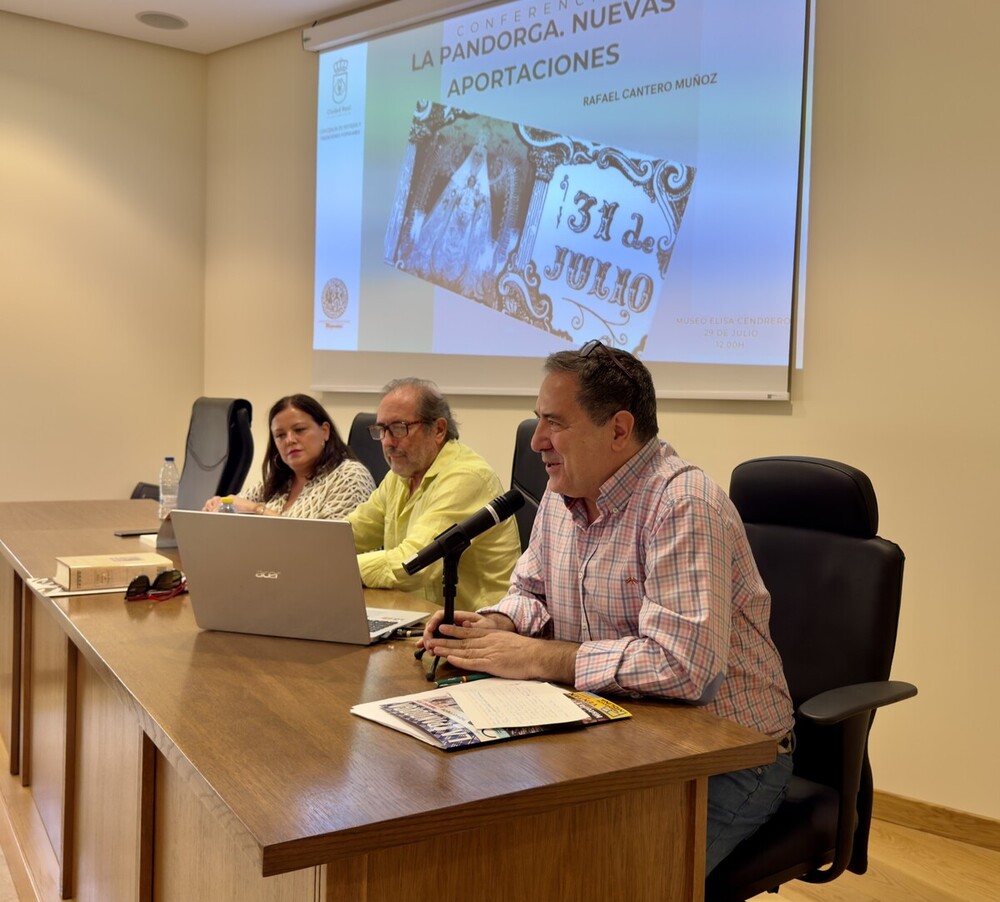 Conferencia de Rafael Cantero sobre la Pandorga