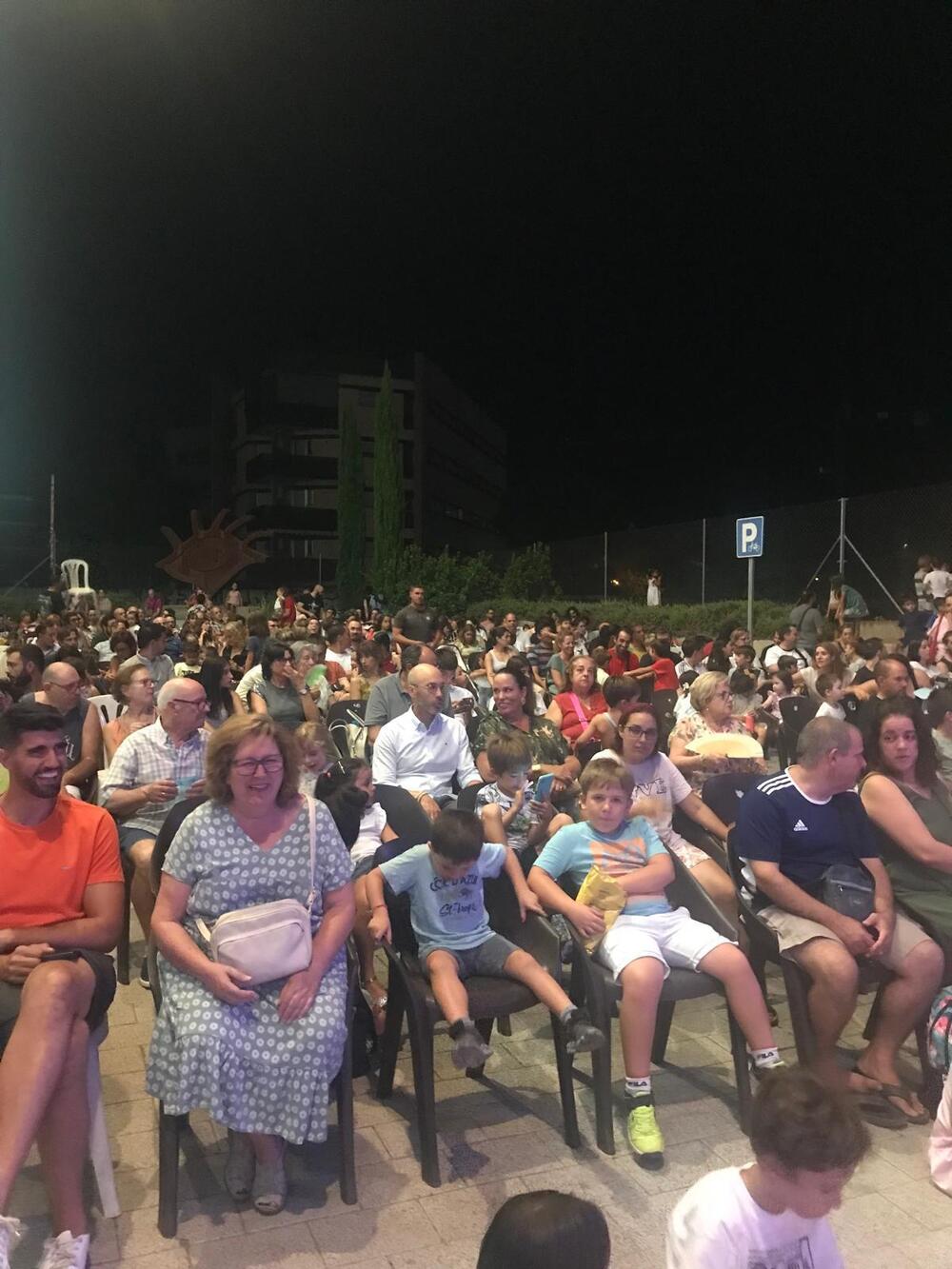 Más de 1.500 personas pasan por el Centro Joven en la Feria 