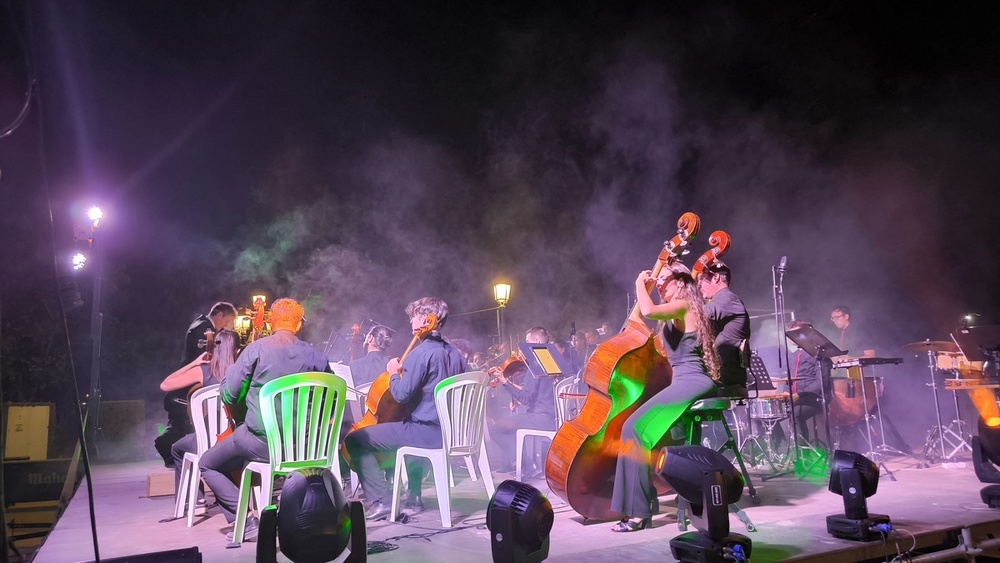 La Ofman le pone banda sonora a la noche en la Talaverana