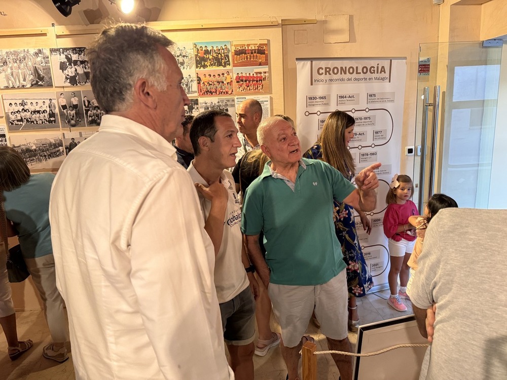 Una exposición recorre la historia del deporte en Malagón