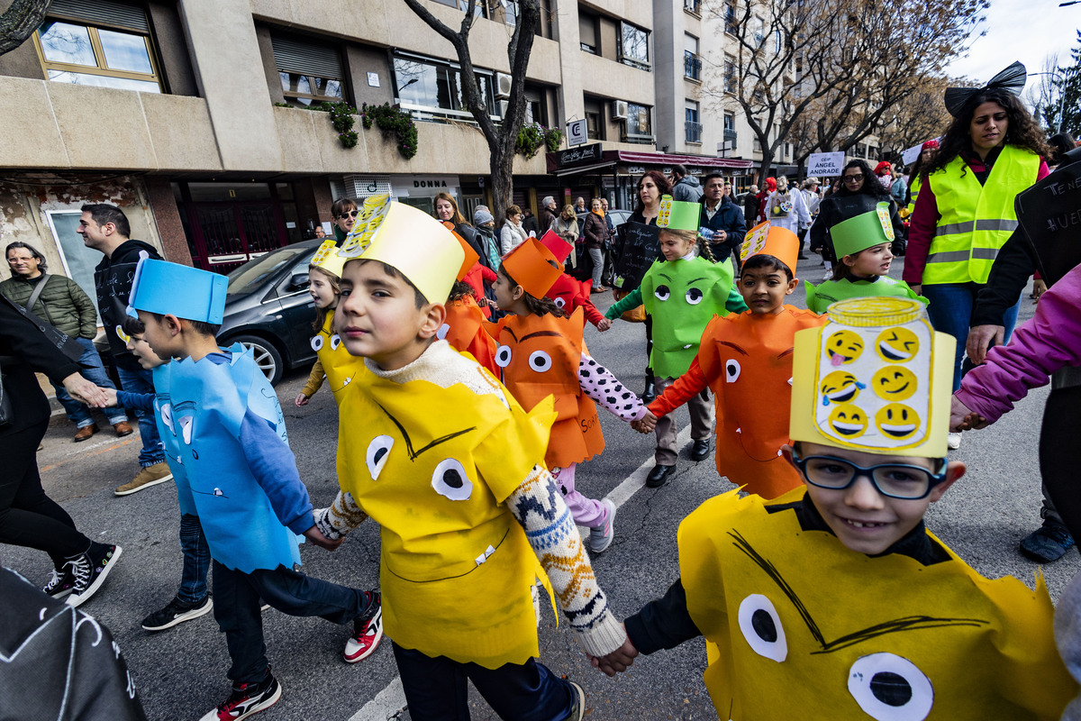 carnaval en ciudad real, desfile infantil de todos los colegios de ciudad real, en el primer desfile de carnaval de niños  / RUEDA VILLAVERDE