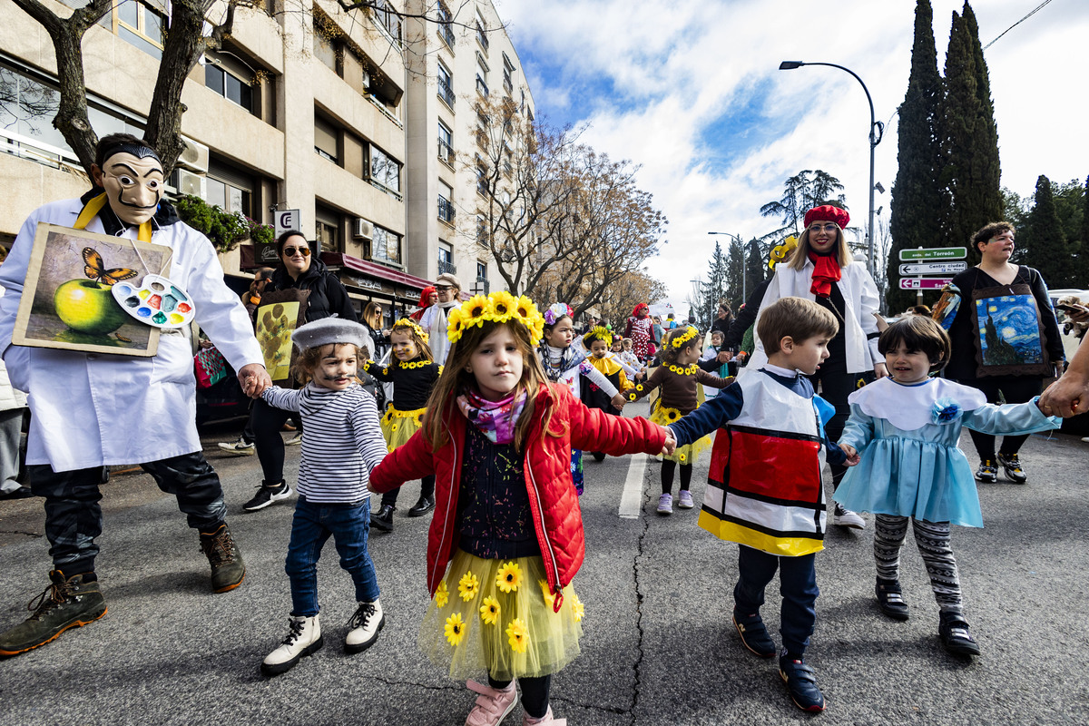 carnaval en ciudad real, desfile infantil de todos los colegios de ciudad real, en el primer desfile de carnaval de niños  / RUEDA VILLAVERDE