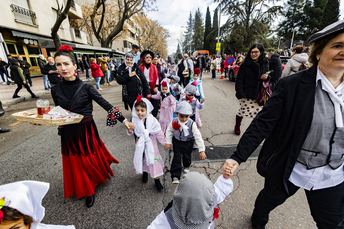 carnaval en ciudad real, desfile infantil de todos los colegios de ciudad real, en el primer desfile de carnaval de niños  / RUEDA VILLAVERDE