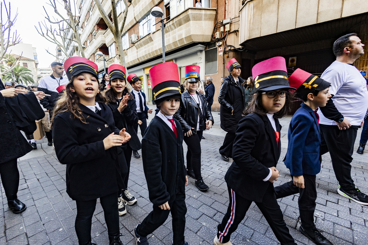 carnaval en ciudad real, desfile infantil de todos los colegios de ciudad real, en el primer desfile de carnaval de niños  / RUEDA VILLAVERDE