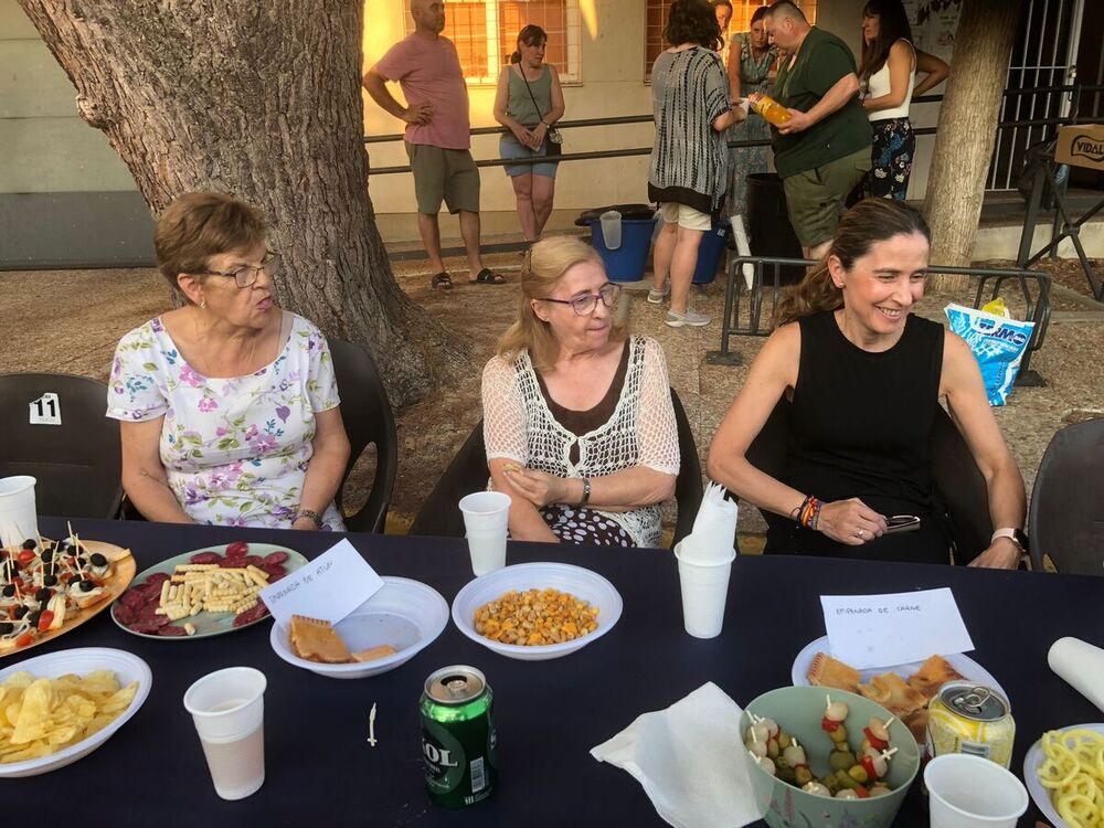 Los mayores toman el protagonismo en las Fiestas de Las Casas