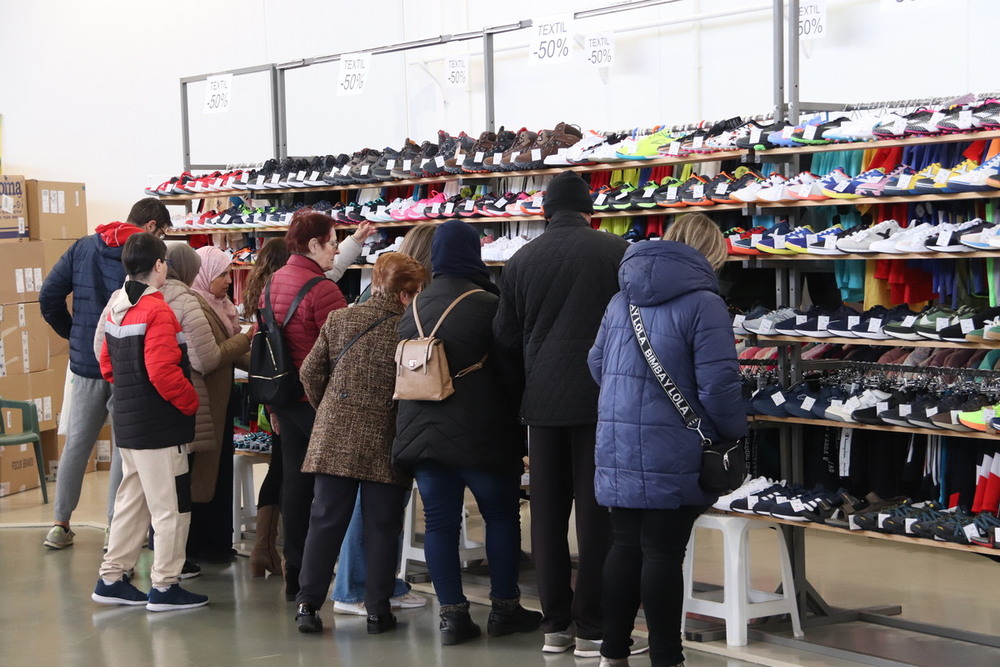 La Feria del Stock, un éxito de ventas y de gente 