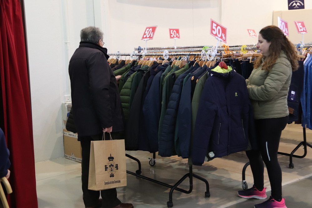 La Feria del Stock, un éxito de ventas y de gente 