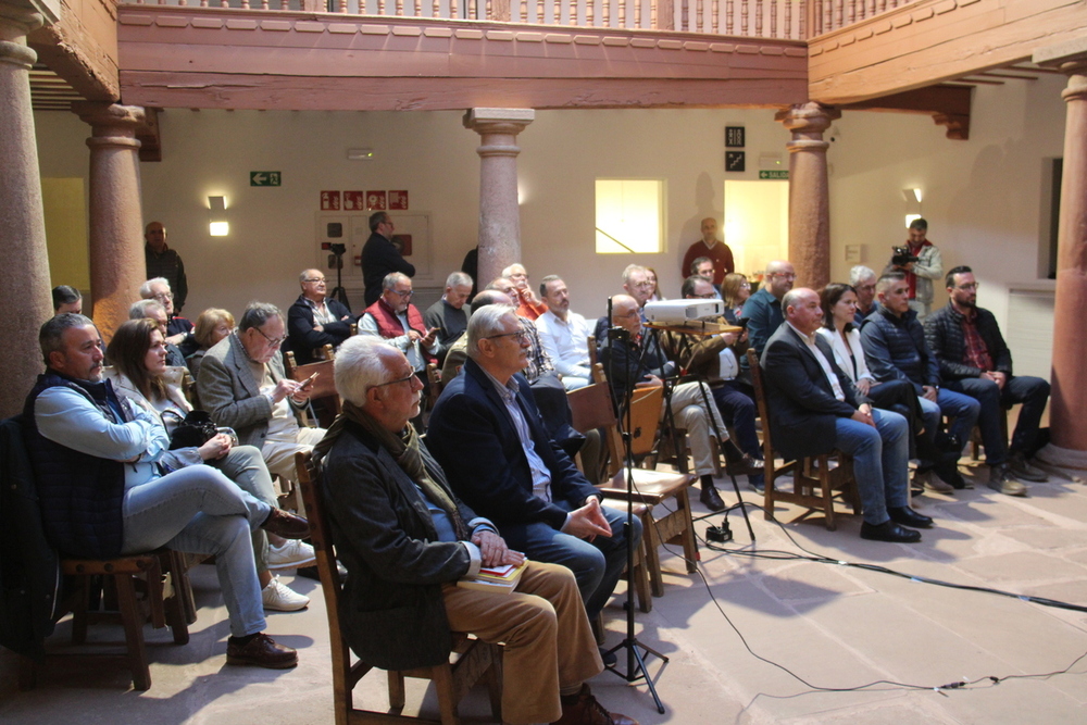 Una conferencia se centra en la vida militar de Cervantes 