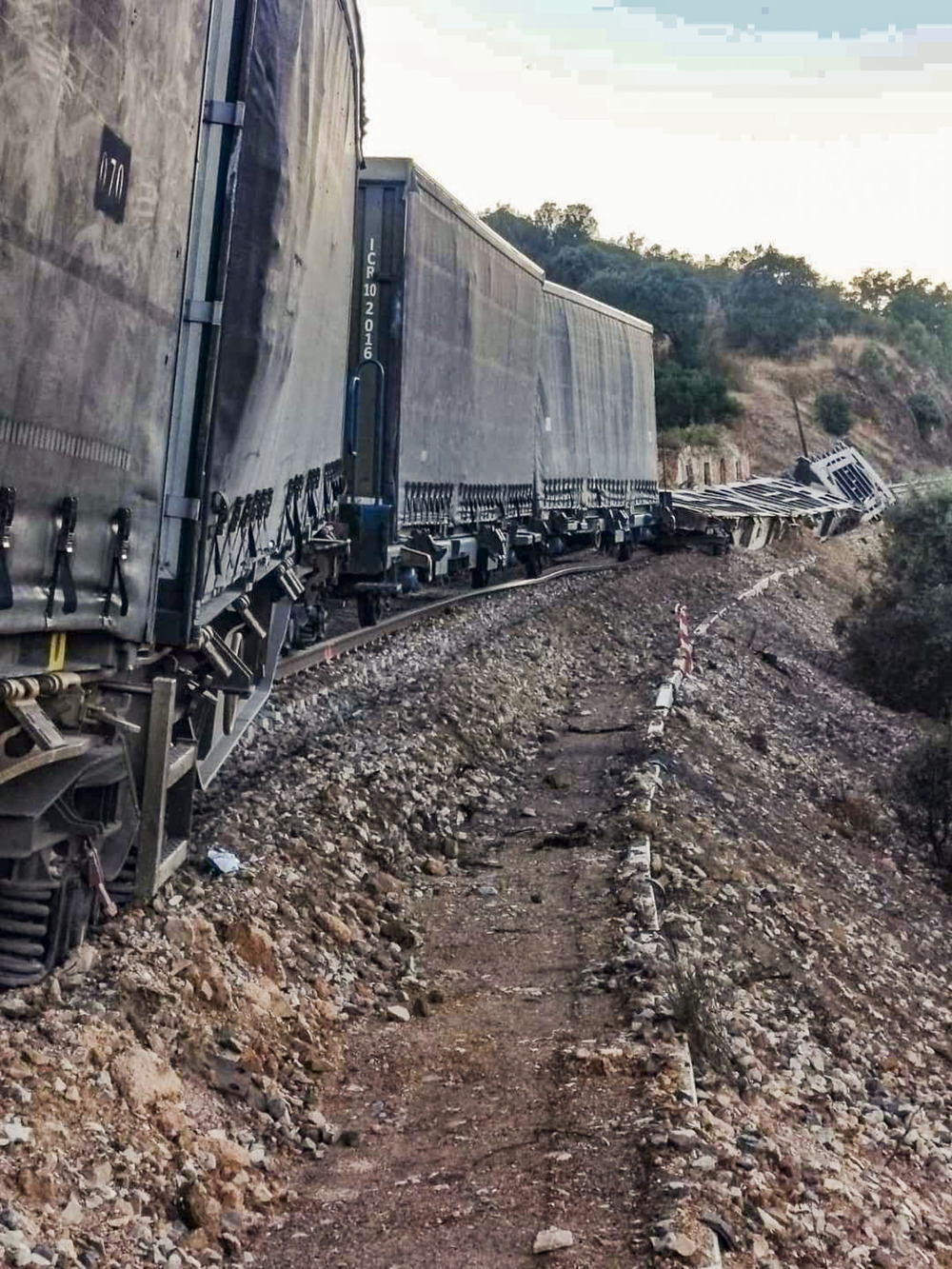 Bloqueada la línea de tren a Mérida por un descarrilamiento