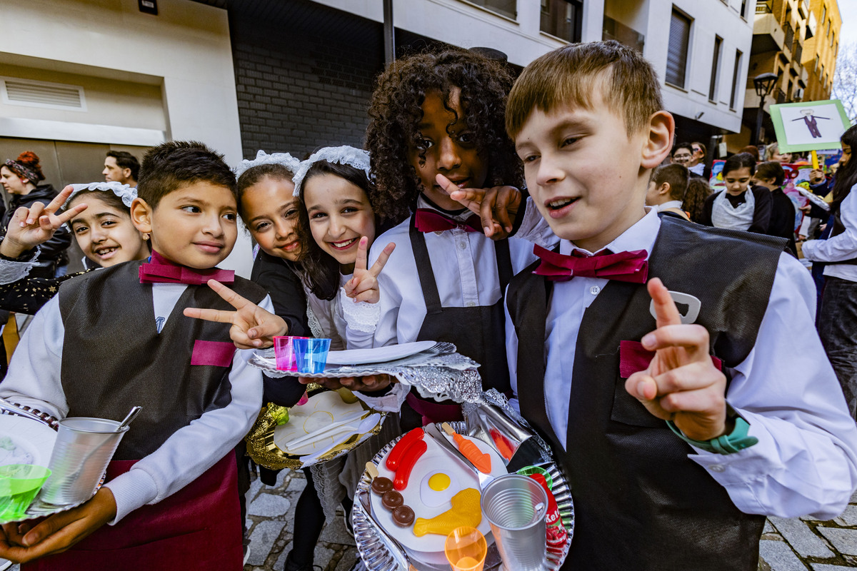 carnaval en ciudad real, desfile infantil de todos los colegios de ciudad real, en el primer desfile de carnaval de niños  / RUEDA VILLAVERDE