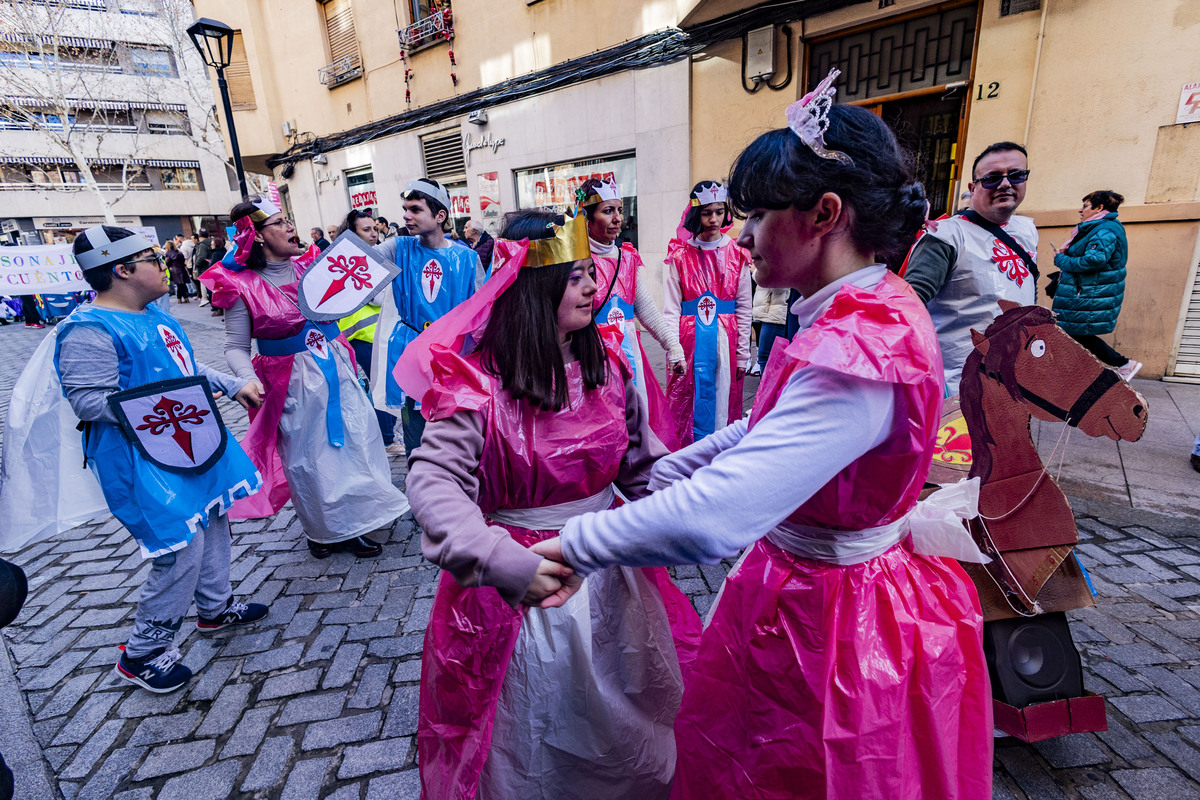 carnaval en ciudad real, desfile infantil de todos los colegios de ciudad real, en el primer desfile de carnaval de niños  / RUEDA VILLAVERDE