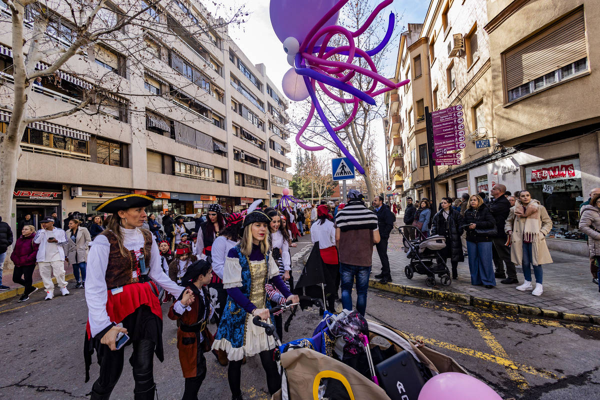 carnaval en ciudad real, desfile infantil de todos los colegios de ciudad real, en el primer desfile de carnaval de niños  / RUEDA VILLAVERDE