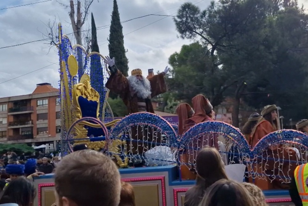 Melchor, a su paso por los jardines del Torreón.