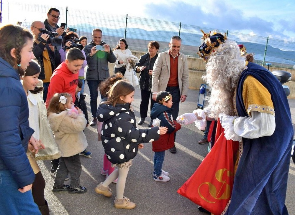 Los Reyes Magos llegan a Puertollano en una nave de Deimos