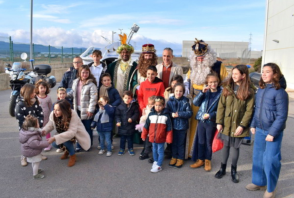 Los Reyes Magos llegan a Puertollano en una nave de Deimos