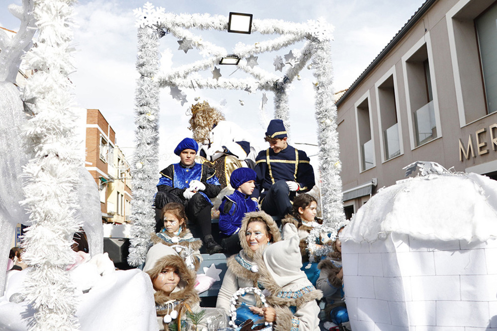 Lluvia de ilusión por los Reyes Magos en Almodóvar