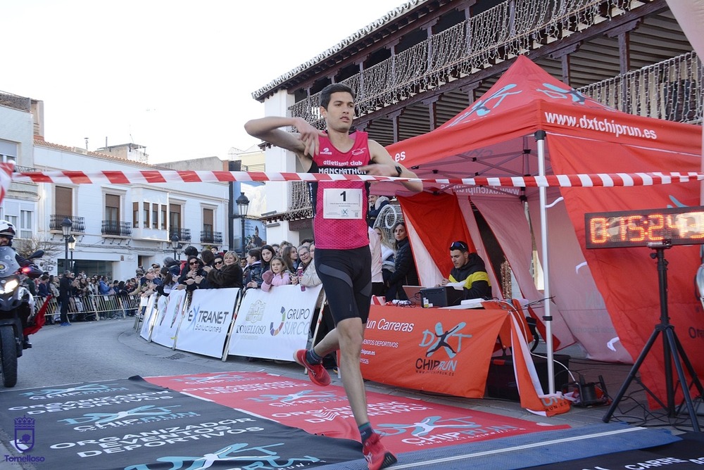 Deporte y buen ambiente en la San Silvestre de Tomelloso