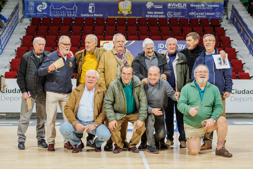 El balonmano de Ciudad Real honra a su historia