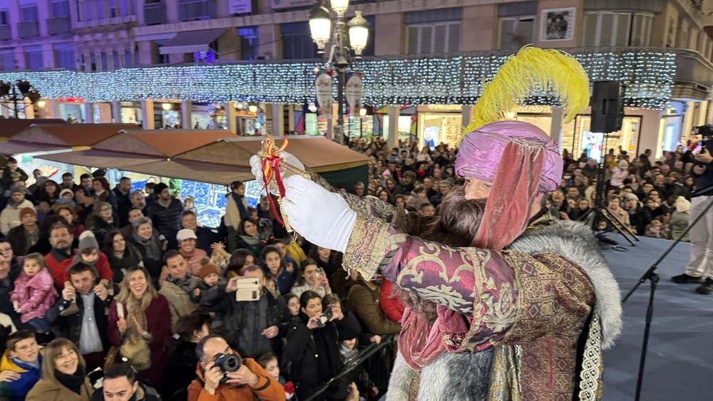 El Heraldo Real abre la ciudad a los Reyes Magos