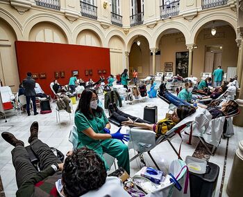 La Hermandad premia a los 800 grandes donantes de la pandemia