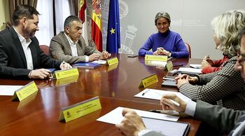 Primera reunión de trabajo de Tolón con los cinco subdelegados